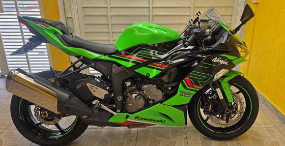 KAWASAKI NINJA ZX-6R 
